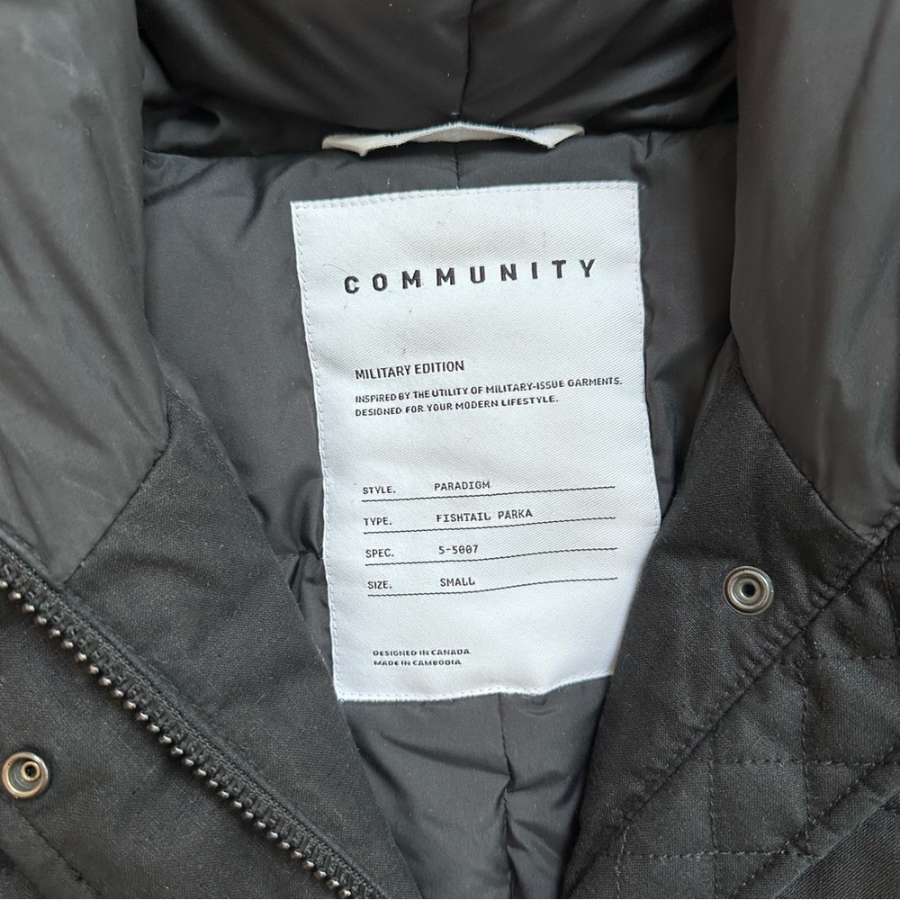 ARITZIA - COMMUNITY - PARADIGM PARKA - BLACK - SIZE SMALL - GREAT CONDITION - Picture 10 of 16